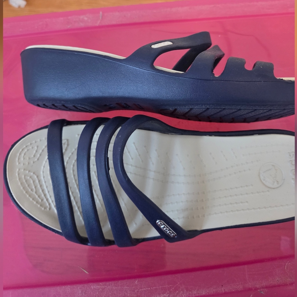 CROCS Women's Navy Strappy Sandals